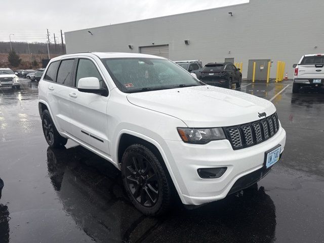 2017 Jeep Grand Cherokee Altitude