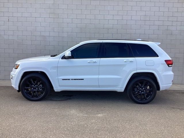 2017 Jeep Grand Cherokee Altitude