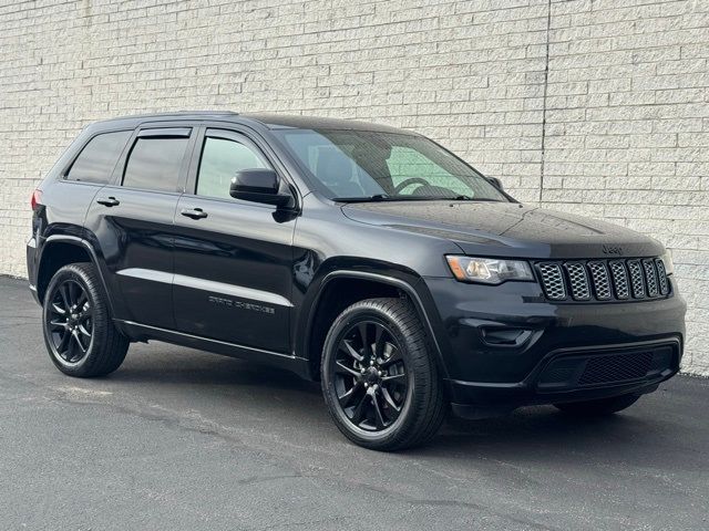 2017 Jeep Grand Cherokee Altitude