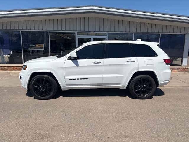 2017 Jeep Grand Cherokee Altitude