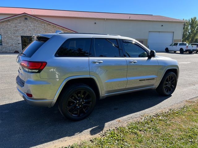 2017 Jeep Grand Cherokee Altitude