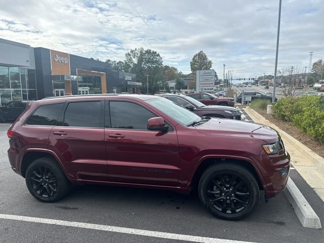 2017 Jeep Grand Cherokee Altitude