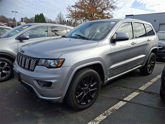 2017 Jeep Grand Cherokee Altitude