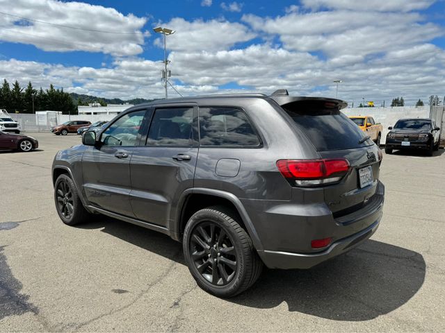 2017 Jeep Grand Cherokee Altitude