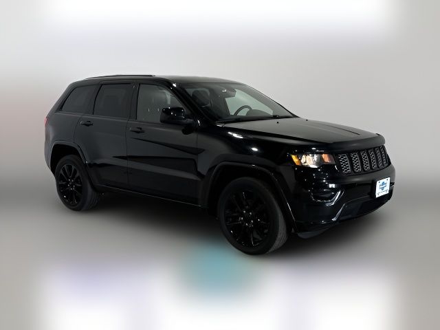 2017 Jeep Grand Cherokee Altitude