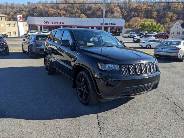 2017 Jeep Grand Cherokee Altitude