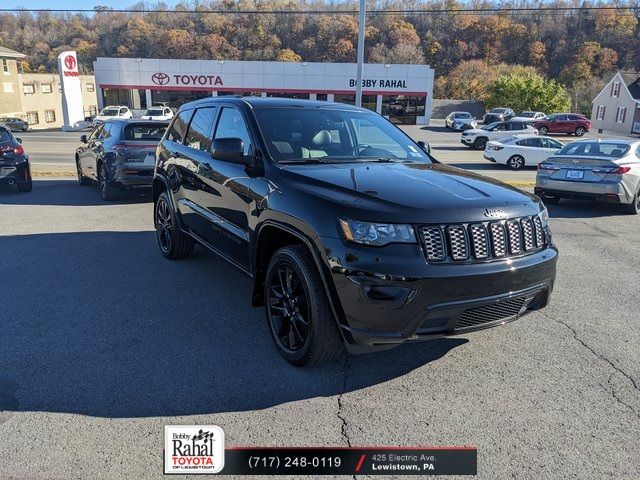 2017 Jeep Grand Cherokee Altitude