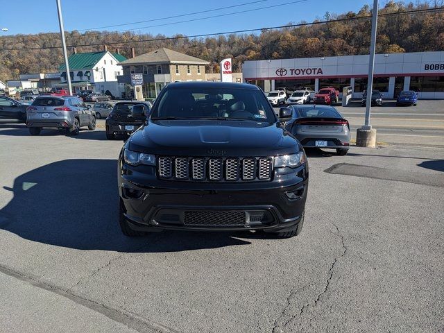 2017 Jeep Grand Cherokee Altitude