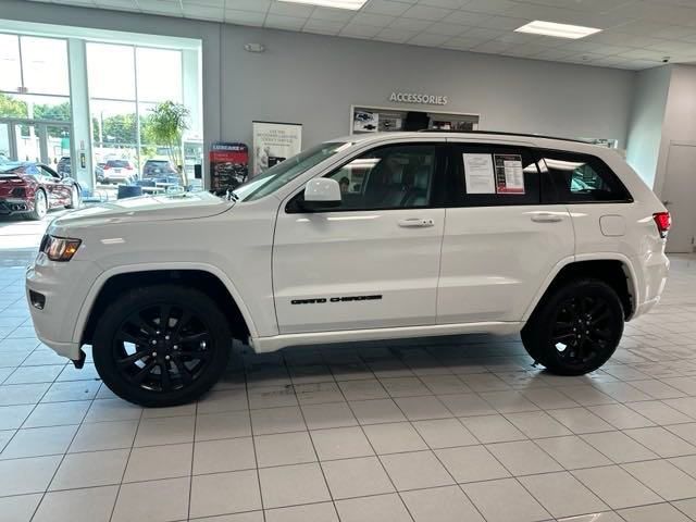 2017 Jeep Grand Cherokee Altitude