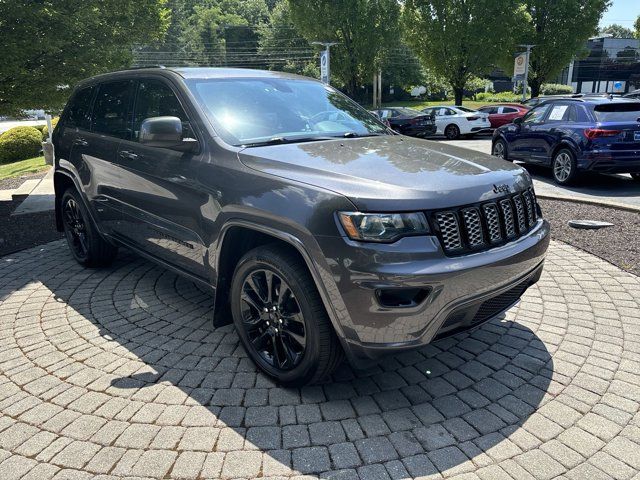 2017 Jeep Grand Cherokee Altitude