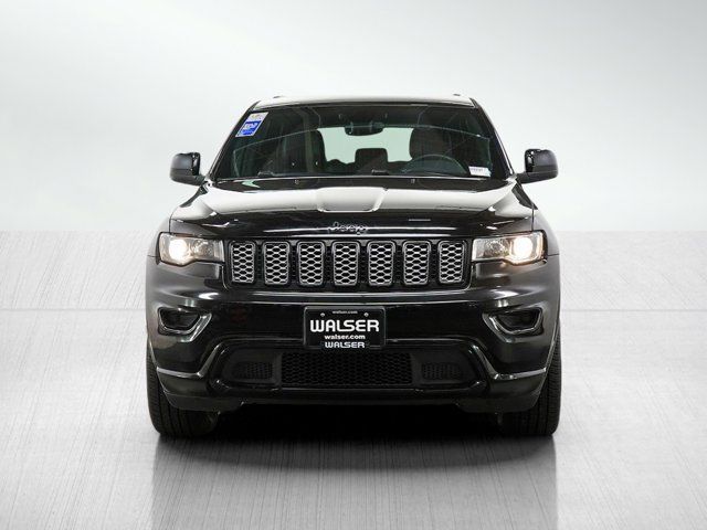 2017 Jeep Grand Cherokee Altitude
