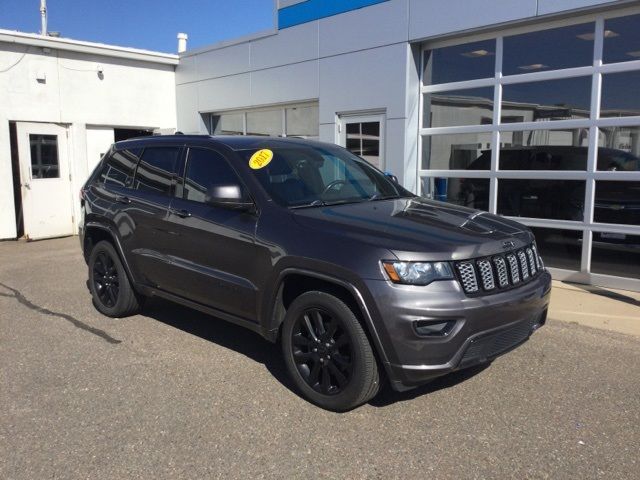 2017 Jeep Grand Cherokee Altitude