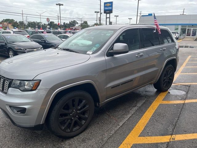 2017 Jeep Grand Cherokee Altitude