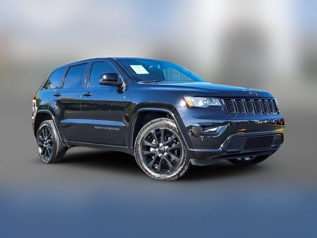 2017 Jeep Grand Cherokee Altitude