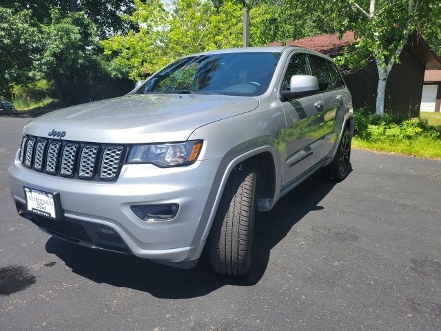 2017 Jeep Grand Cherokee Altitude