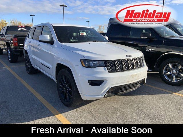 2017 Jeep Grand Cherokee Altitude