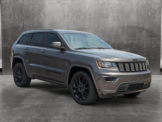 2017 Jeep Grand Cherokee Altitude