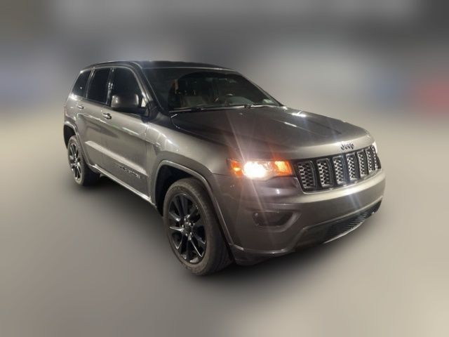 2017 Jeep Grand Cherokee Altitude