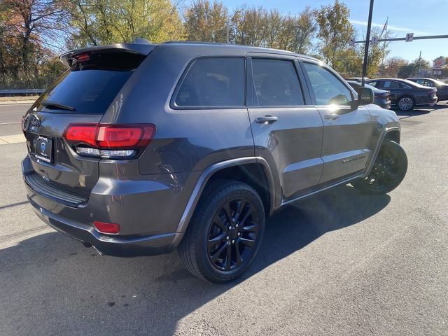 2017 Jeep Grand Cherokee Altitude