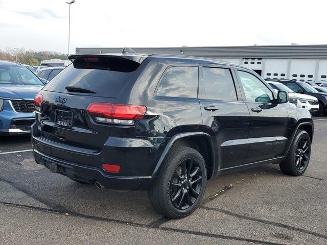 2017 Jeep Grand Cherokee Altitude