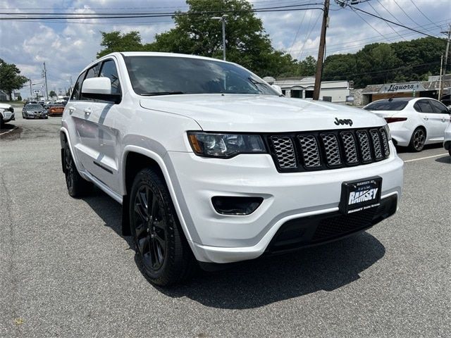 2017 Jeep Grand Cherokee Altitude