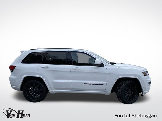 2017 Jeep Grand Cherokee Altitude