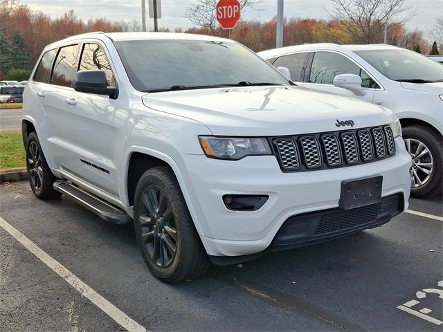 2017 Jeep Grand Cherokee Altitude