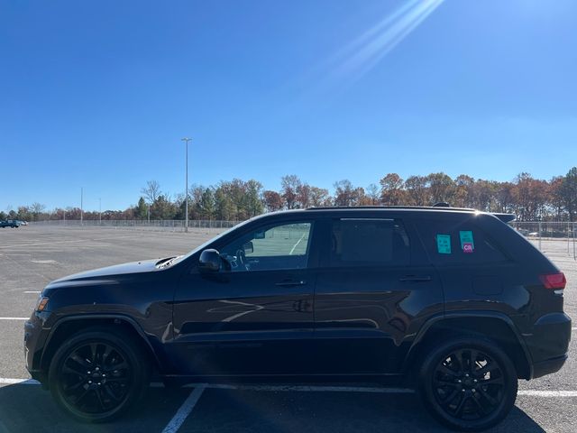 2017 Jeep Grand Cherokee Altitude