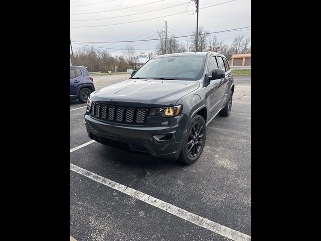 2017 Jeep Grand Cherokee Altitude