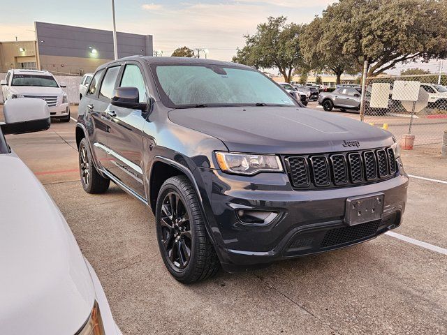 2017 Jeep Grand Cherokee Altitude