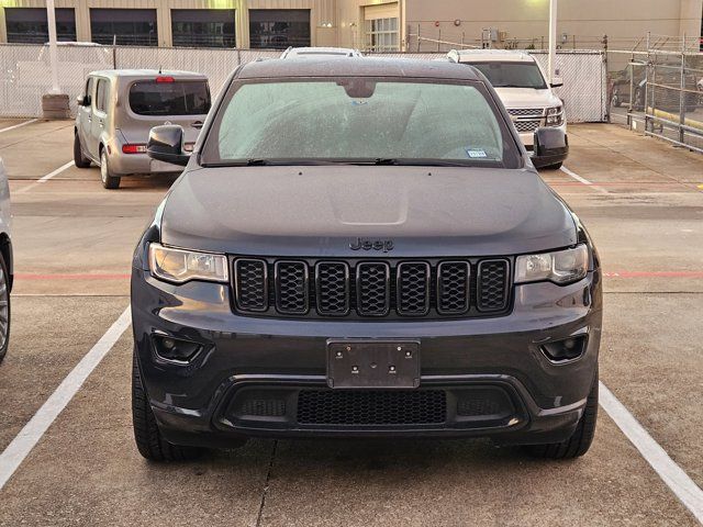 2017 Jeep Grand Cherokee Altitude