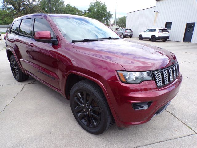 2017 Jeep Grand Cherokee Altitude