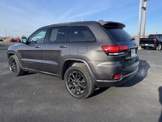 2017 Jeep Grand Cherokee Altitude