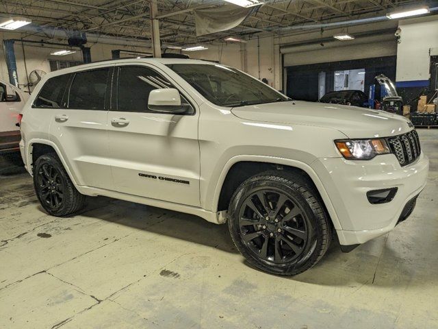 2017 Jeep Grand Cherokee Altitude