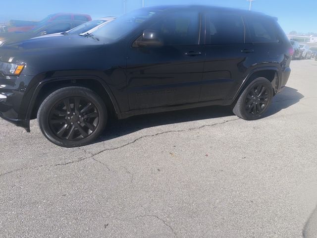 2017 Jeep Grand Cherokee Altitude