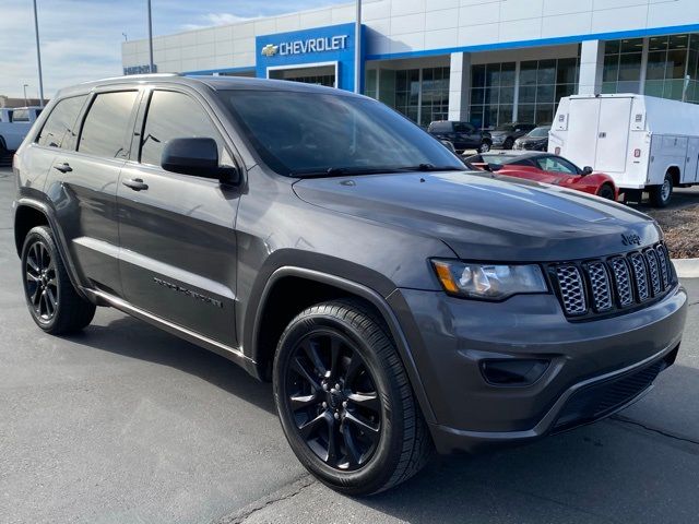 2017 Jeep Grand Cherokee Altitude