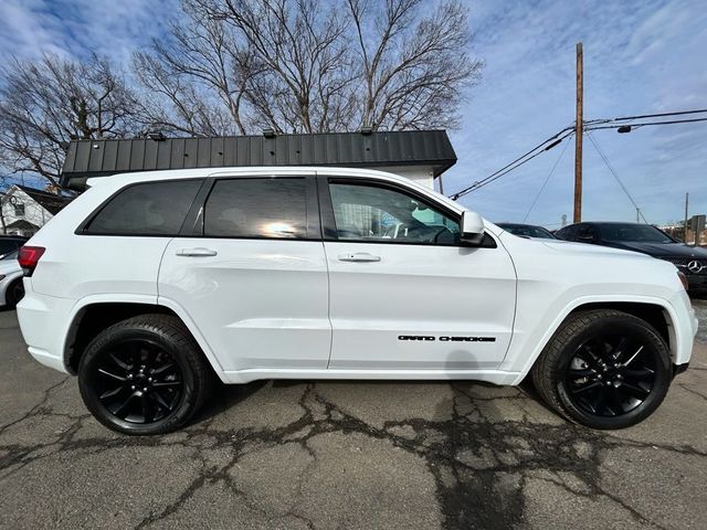 2017 Jeep Grand Cherokee Altitude