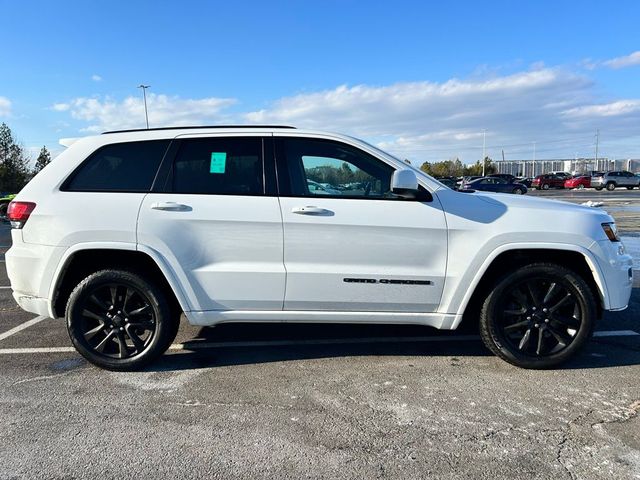 2017 Jeep Grand Cherokee Altitude