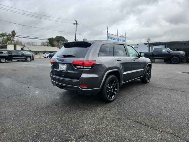2017 Jeep Grand Cherokee Altitude