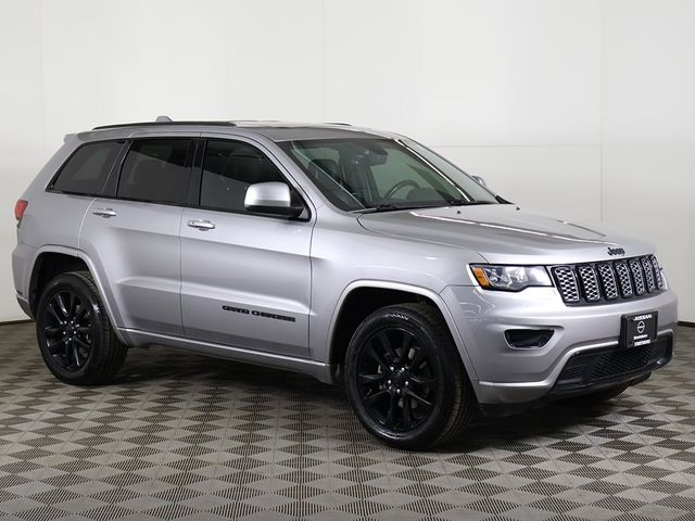 2017 Jeep Grand Cherokee Altitude