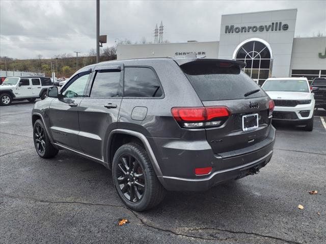 2017 Jeep Grand Cherokee Altitude