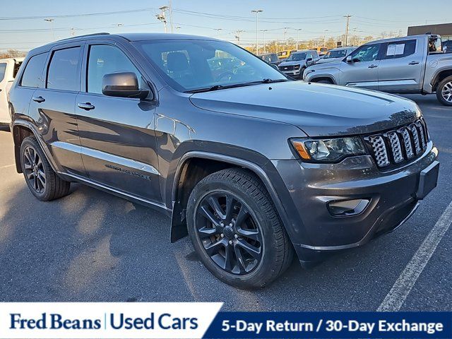 2017 Jeep Grand Cherokee Altitude