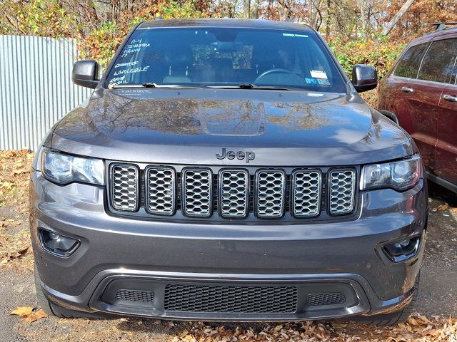 2017 Jeep Grand Cherokee Altitude