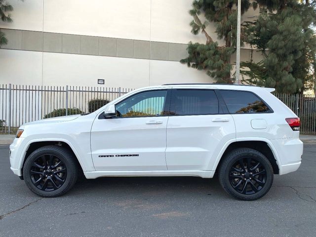 2017 Jeep Grand Cherokee Altitude