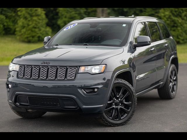 2017 Jeep Grand Cherokee Altitude