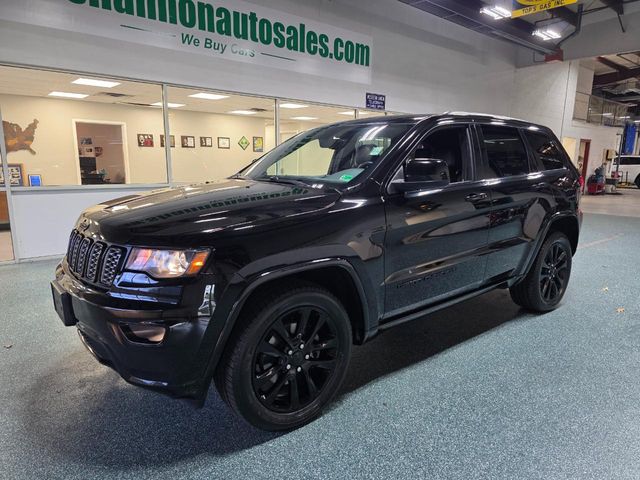 2017 Jeep Grand Cherokee Altitude