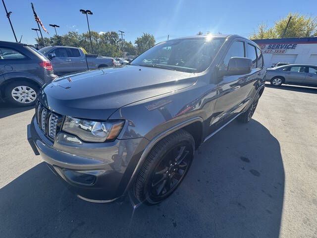 2017 Jeep Grand Cherokee Altitude