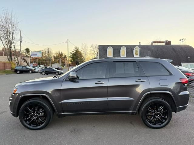 2017 Jeep Grand Cherokee Altitude