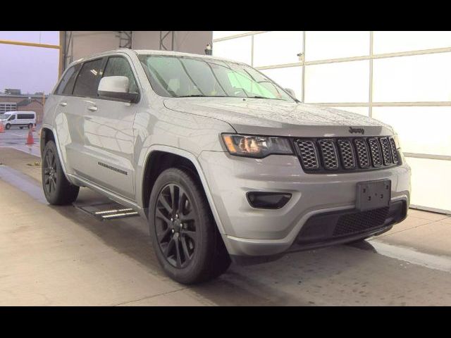 2017 Jeep Grand Cherokee Altitude