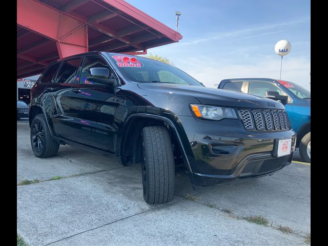 2017 Jeep Grand Cherokee Altitude